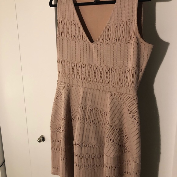 BCBG Maxazria Soft Pink Dress - Picture 7 of 7
